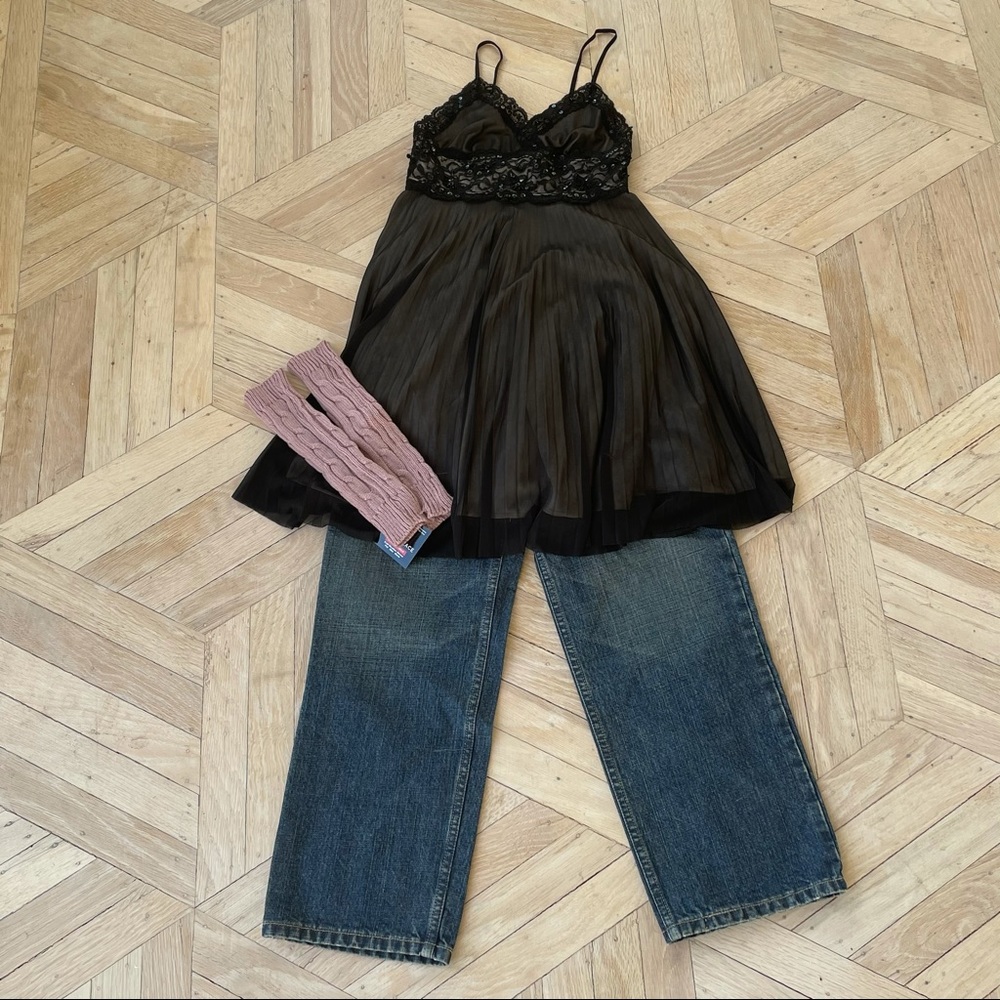 The y2k bundle 💕🧸🖤🎀🍭